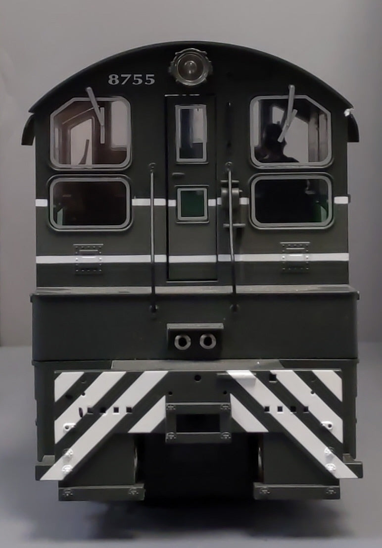 USA Trains 72304 New York Central NW-2 G Gauge Diesel Freight Starter Train Set