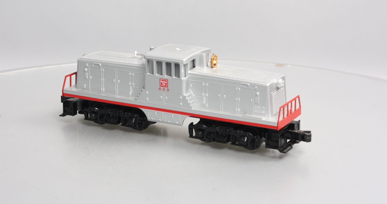 Williams 22114 O Chicago, Burlington & Quincy GE 44 Ton 3-Rail Diesel Locomotive MT/Box