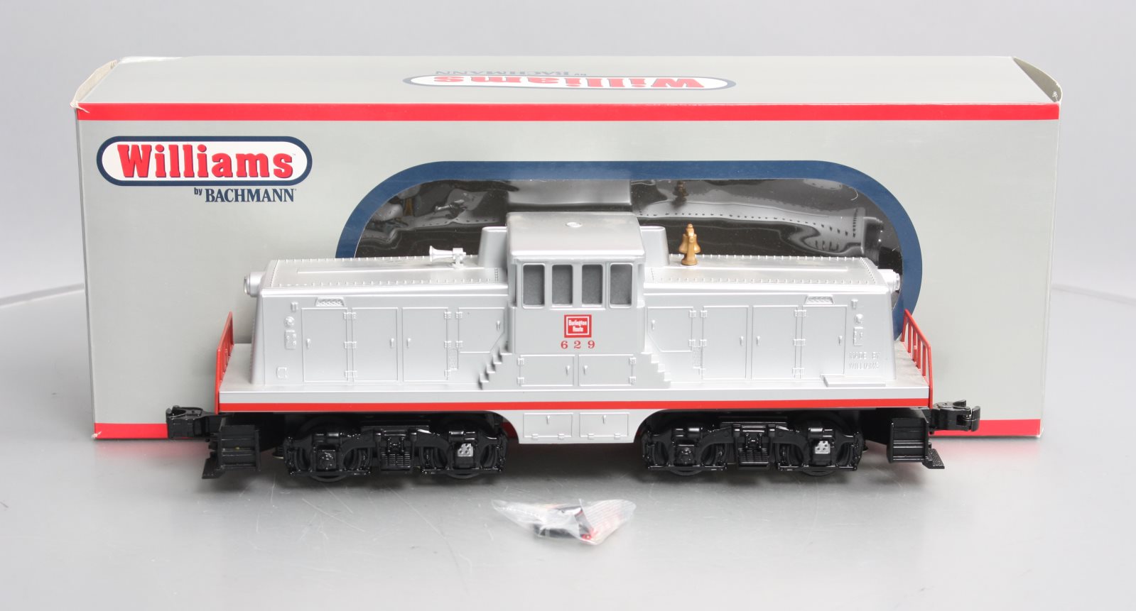Williams 22114 O Chicago, Burlington & Quincy GE 44 Ton 3-Rail Diesel Locomotive MT/Box
