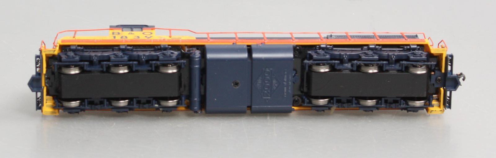 Protp 2000 Walthers 920-41602 HO B&O Chessie System EMD SD9 Sound & DCC #1839