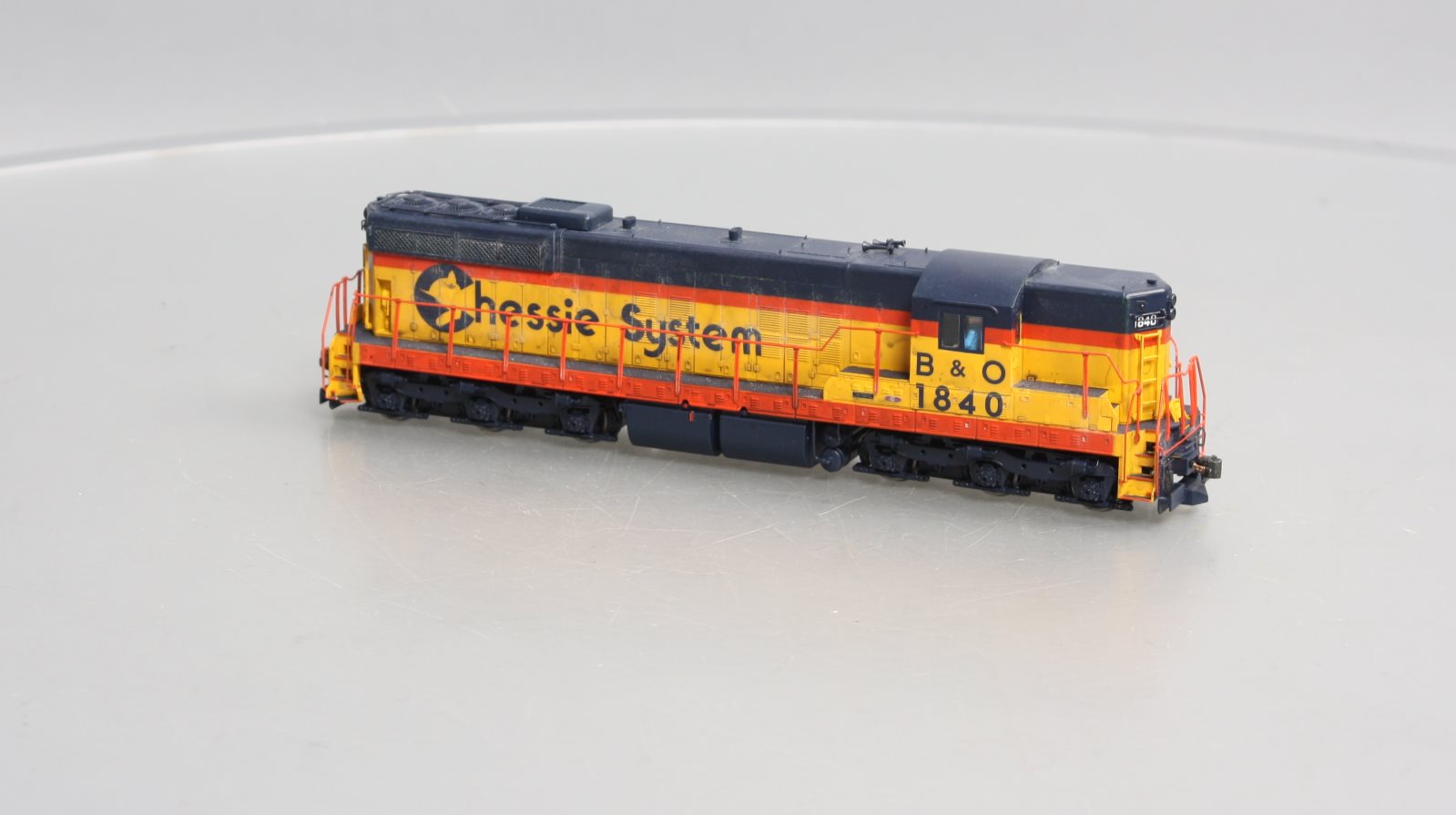 Proto 2000 Walthers 920-41603 HO B&O Chessie System EMD SD9 Sound & DCC #1840