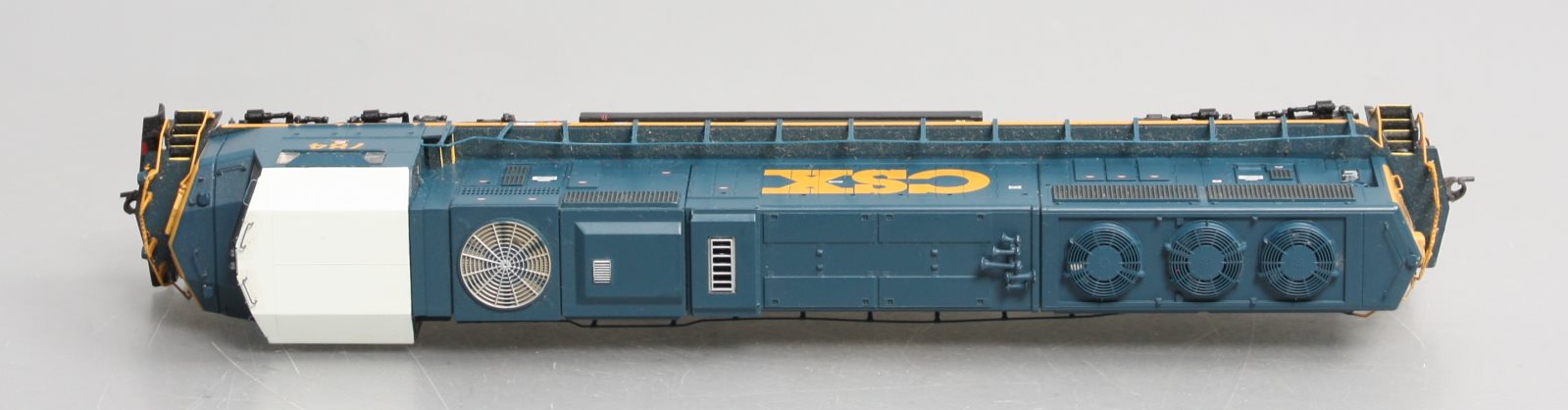 Athearn G6410 HO CSX (YN3) SD-70MAC Diesel Locomotive #784