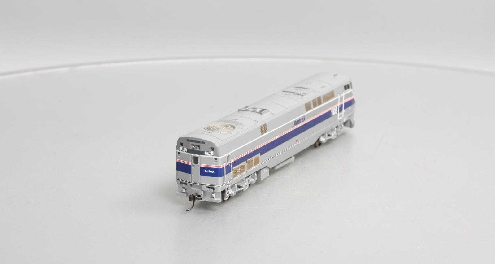 Athearn 91576 HO Amtrak P-42 Diesel Locomotive #108 LN/Box