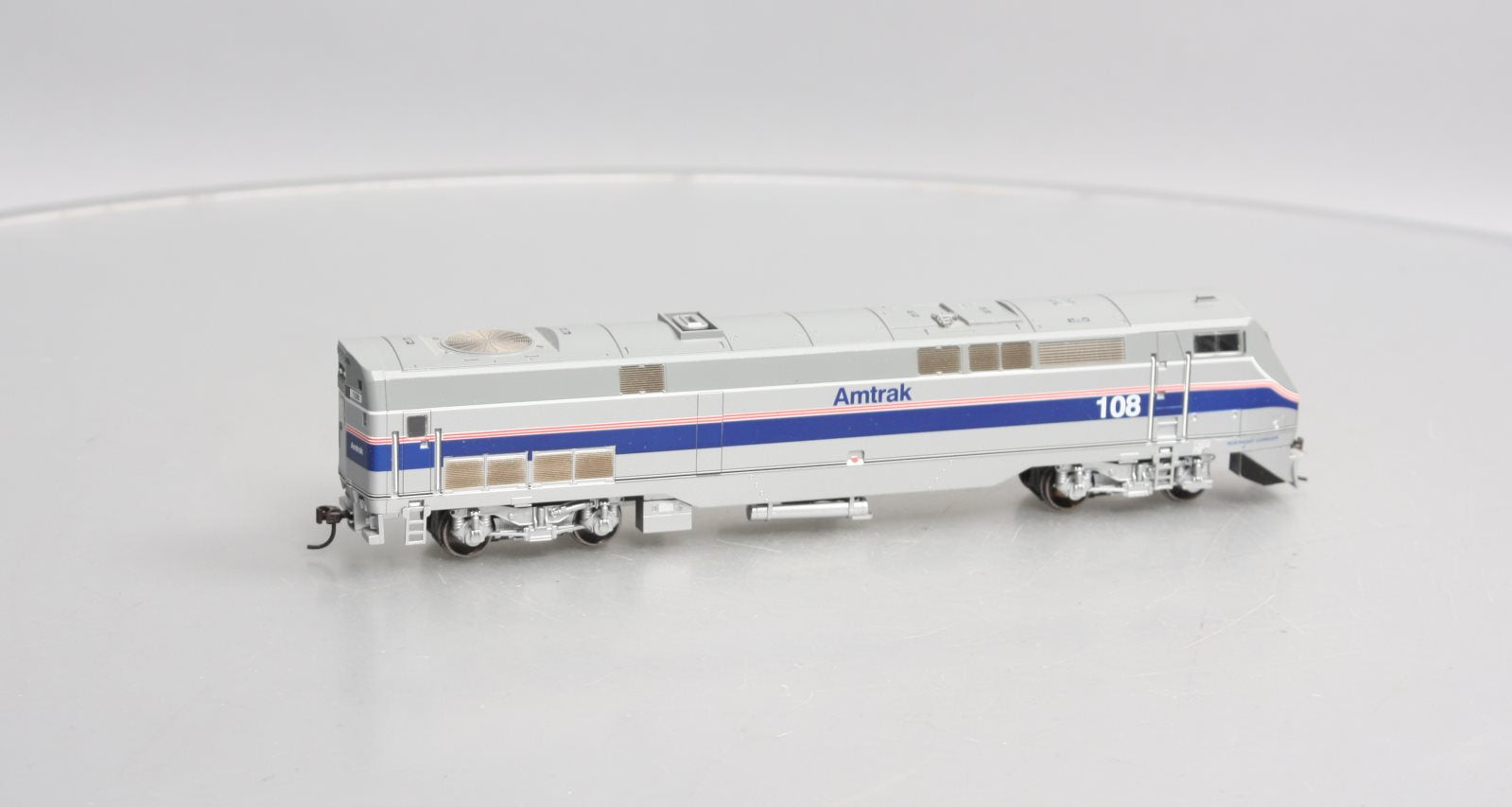 Athearn 91576 HO Amtrak P-42 Diesel Locomotive #108 LN/Box