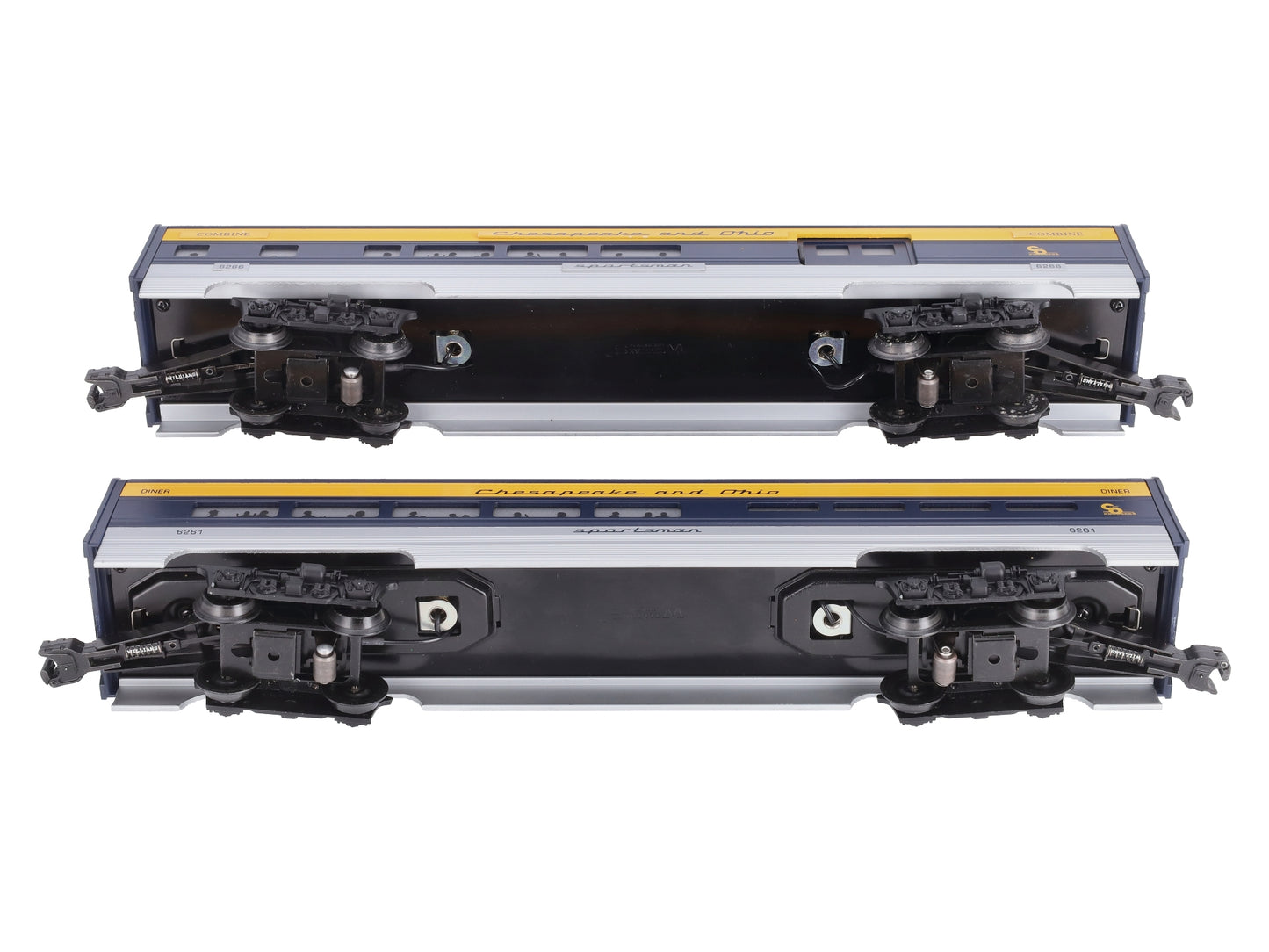 Williams 43011 C&O 60 Ft. Streamline Passenger 2-Pack