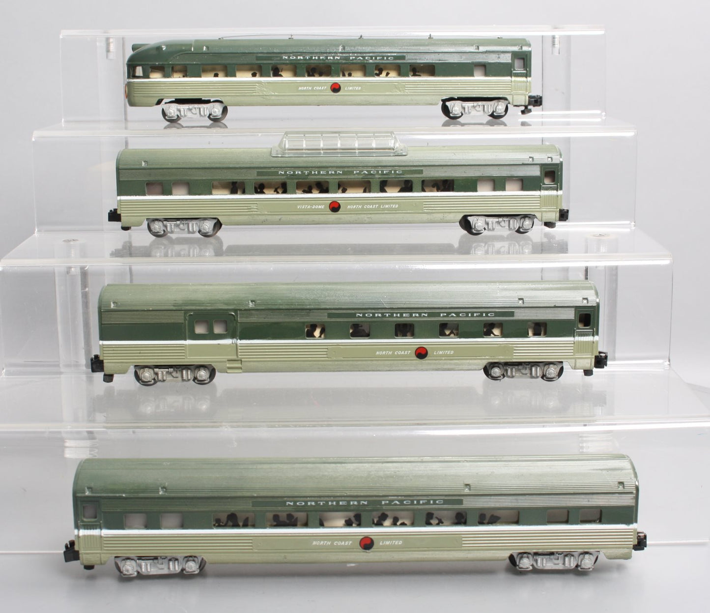 American Flyer Vintage S Assorted Northern Pacific Passenger Cars [4] VG
