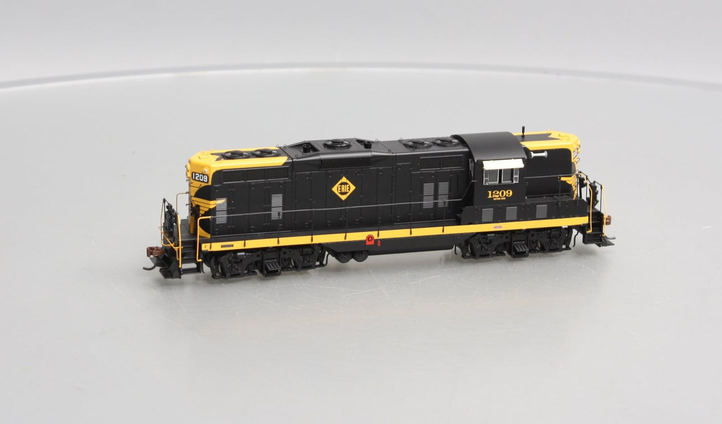 Athearn G62572 HO Erie GP7 Diesel Locomotive #1209