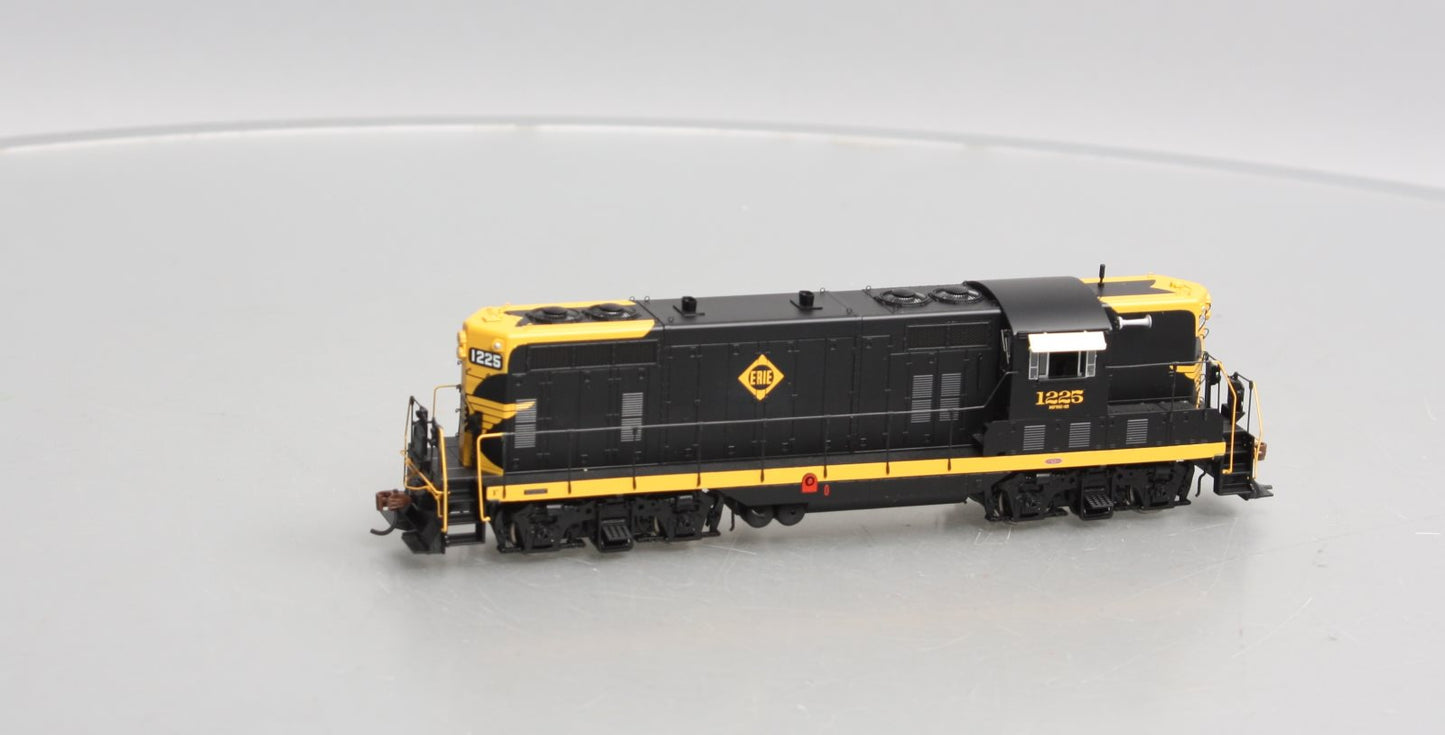 Athearn G62774 HO Erie GP7 Phase III Diesel Locomotive with DCC/Sound #1225