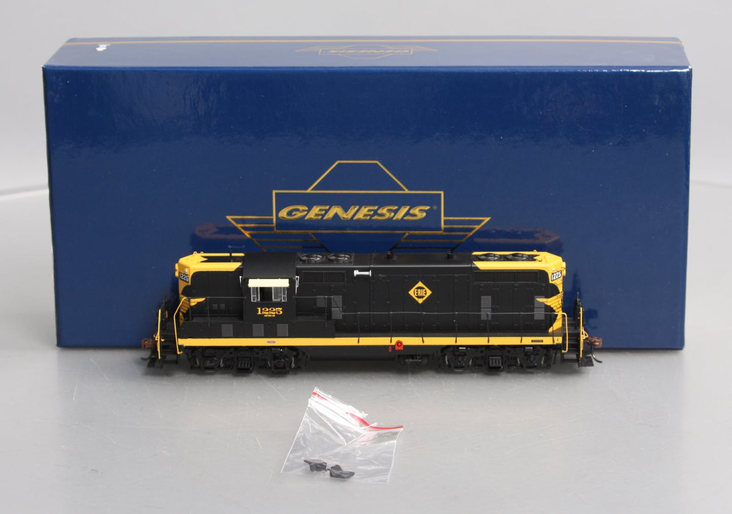 Athearn G62774 HO Erie GP7 Phase III Diesel Locomotive with DCC/Sound #1225