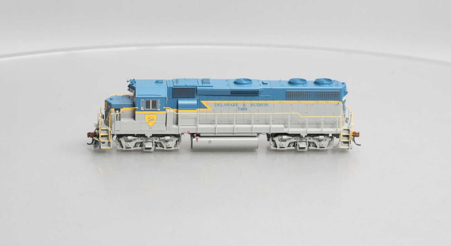 Athearn G40796 HO Delaware & Hudson GP39-2 Phase I Diesel Locomotive #7403