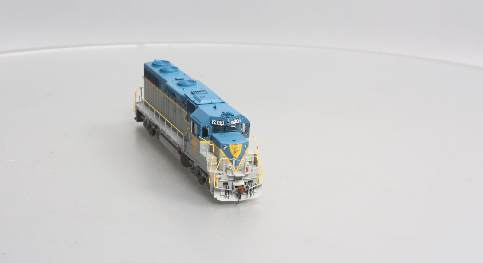 Athearn G40796 HO Delaware & Hudson GP39-2 Phase I Diesel Locomotive #7403