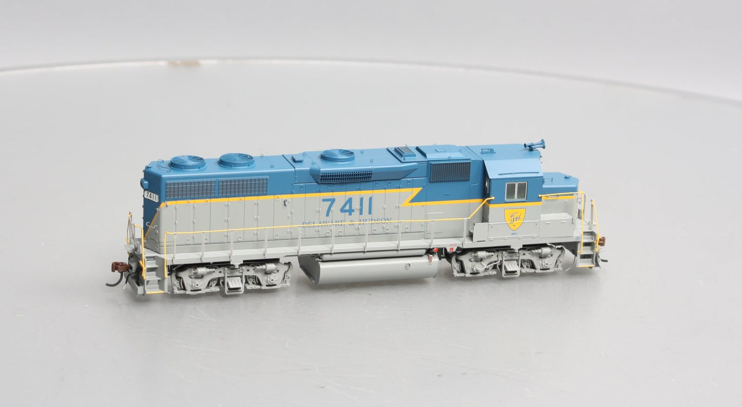 Athearn G40798 HO Delaware & Hudson GP39-2 Phase I Diesel Locomotive #7411