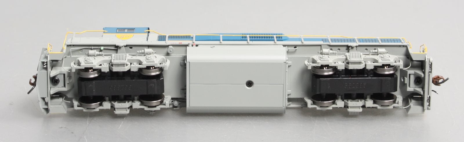 Athearn G40799 HO Delaware & Hudson GP39-2 Phase I Diesel Locomotive #7414