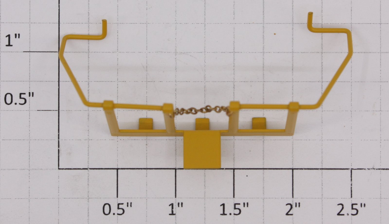 Lionel 18258-3 Santa Fe Dash-9 Rear Yellow End Railing with Chain