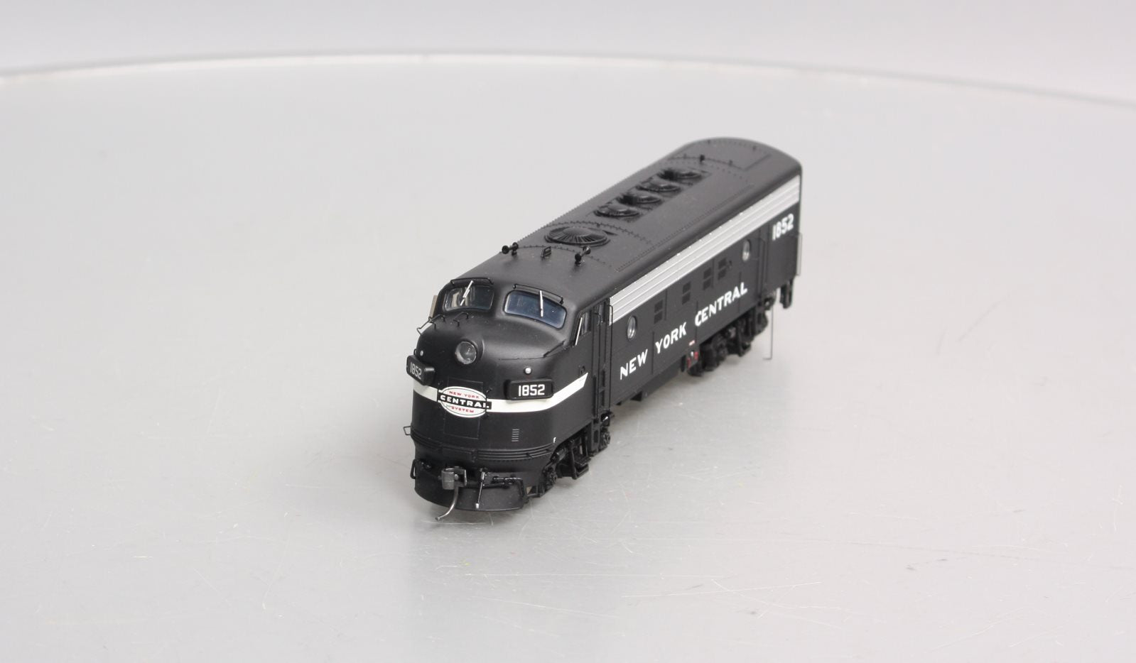 Bowser 24065 HO New York Central EMD F7A Diesel Locomotive #1852