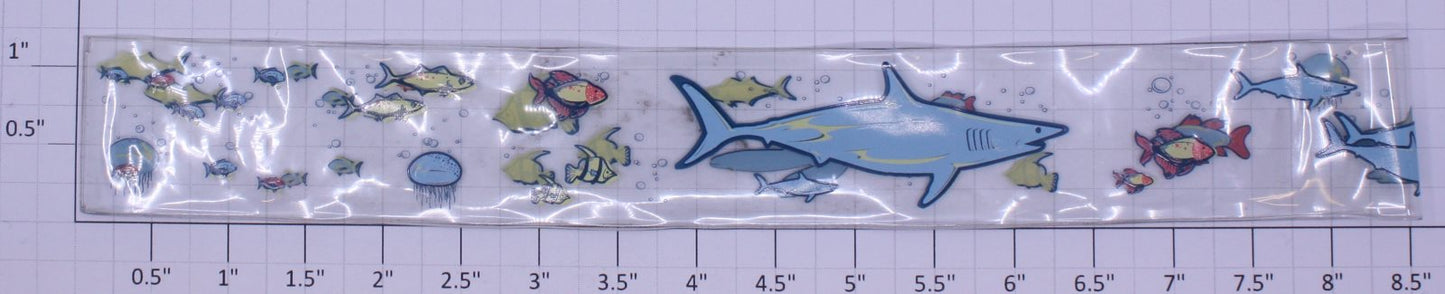 Lionel 16681-105 Aquarium Car Fish with Shark Belt