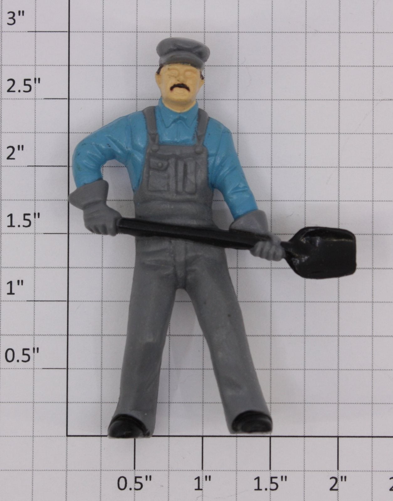 Lionel 85102-12 G Scale Fireman Figure