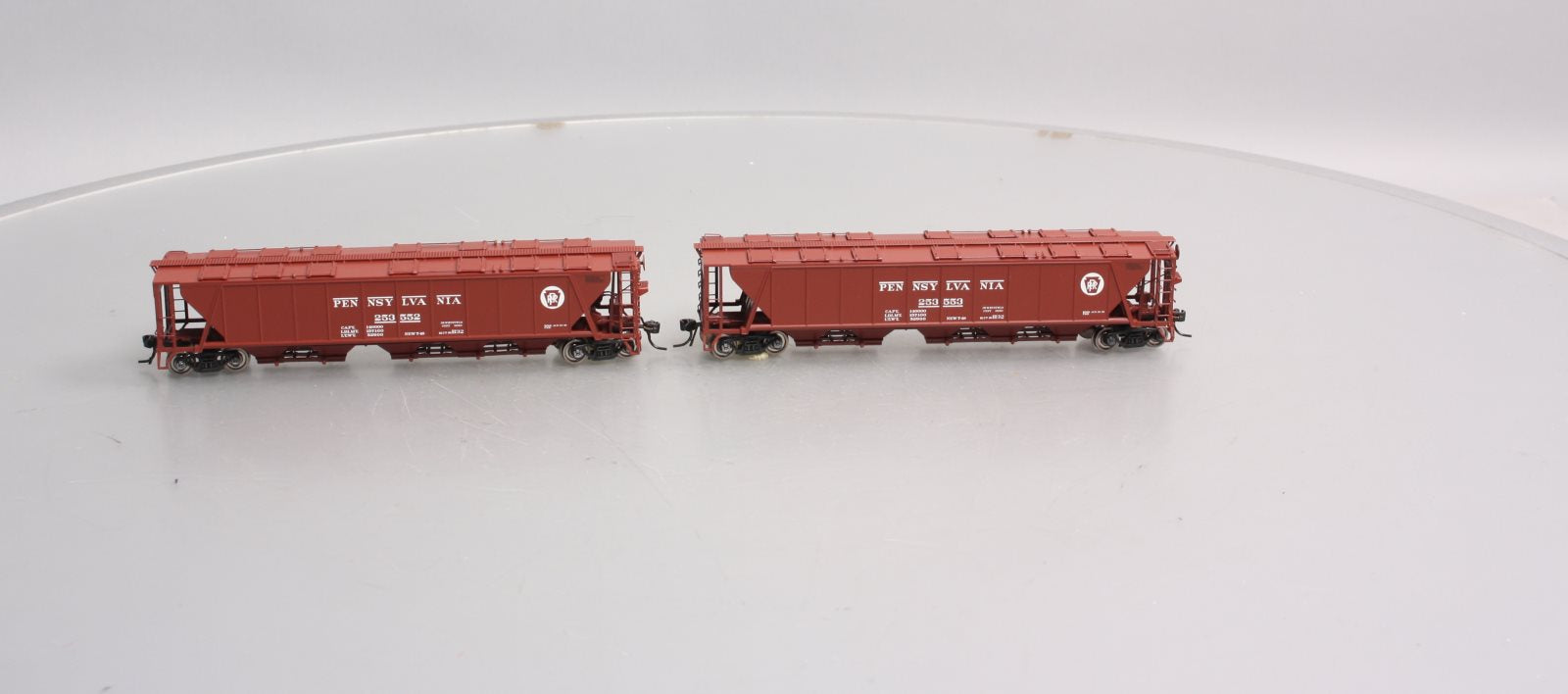 Broadway Limited 4083 HO PRR Class H32 5-Bay Covered Hopper Set A (Pack of 2)