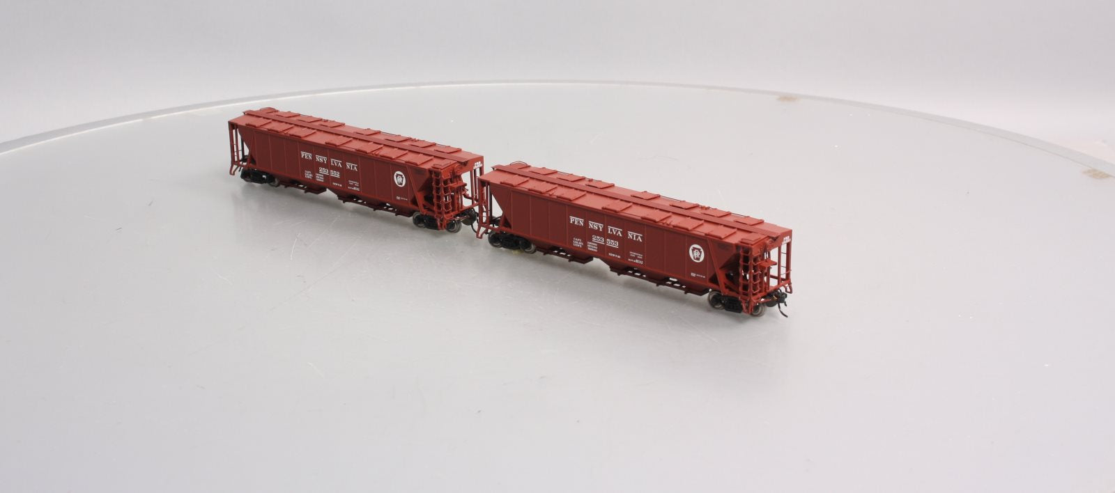 Broadway Limited 4083 HO PRR Class H32 5-Bay Covered Hopper Set A (Pack of 2)