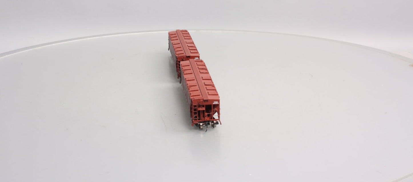 Broadway Limited 4083 HO PRR Class H32 5-Bay Covered Hopper Set A (Pack of 2)