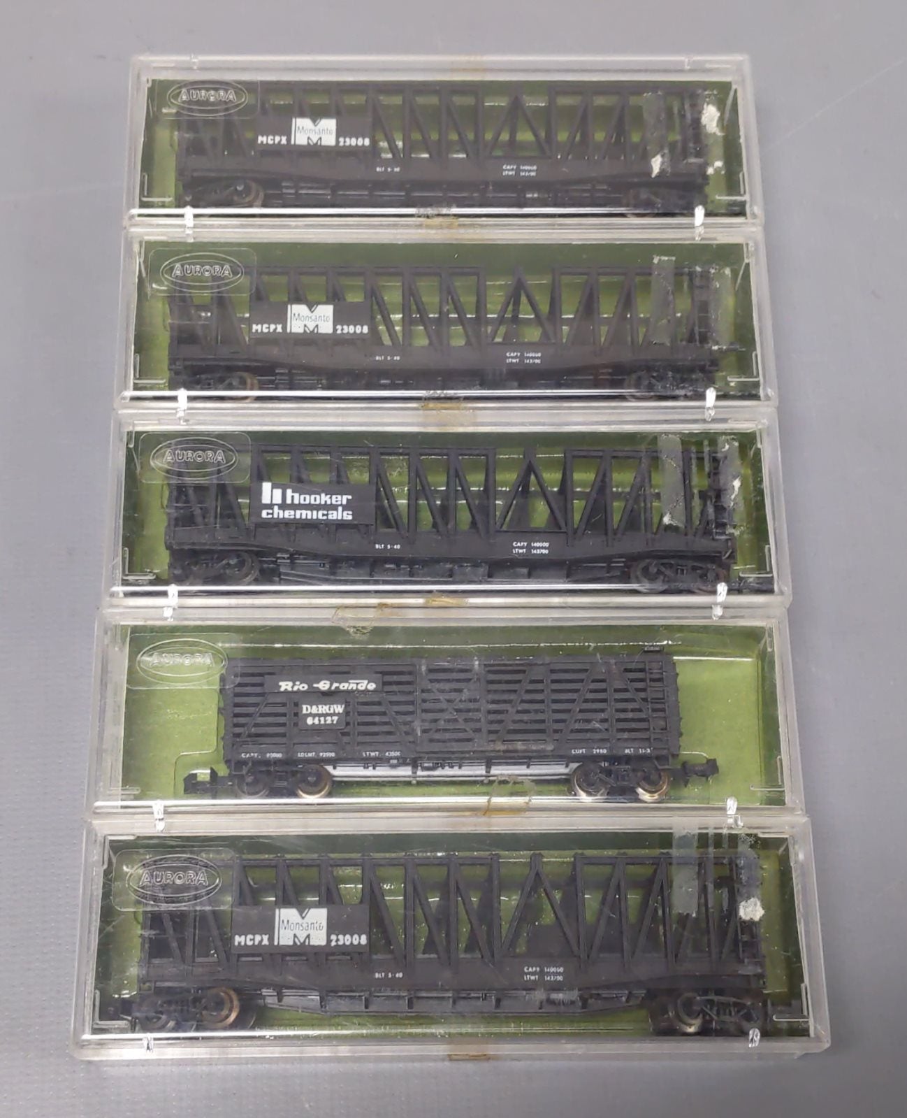 Aurora & Others Assorted N Scale Freight Cars [13] EX