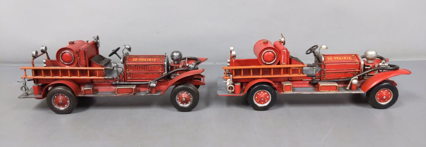So Prairie Tin Plate Decoration Fire Trucks [2] EX