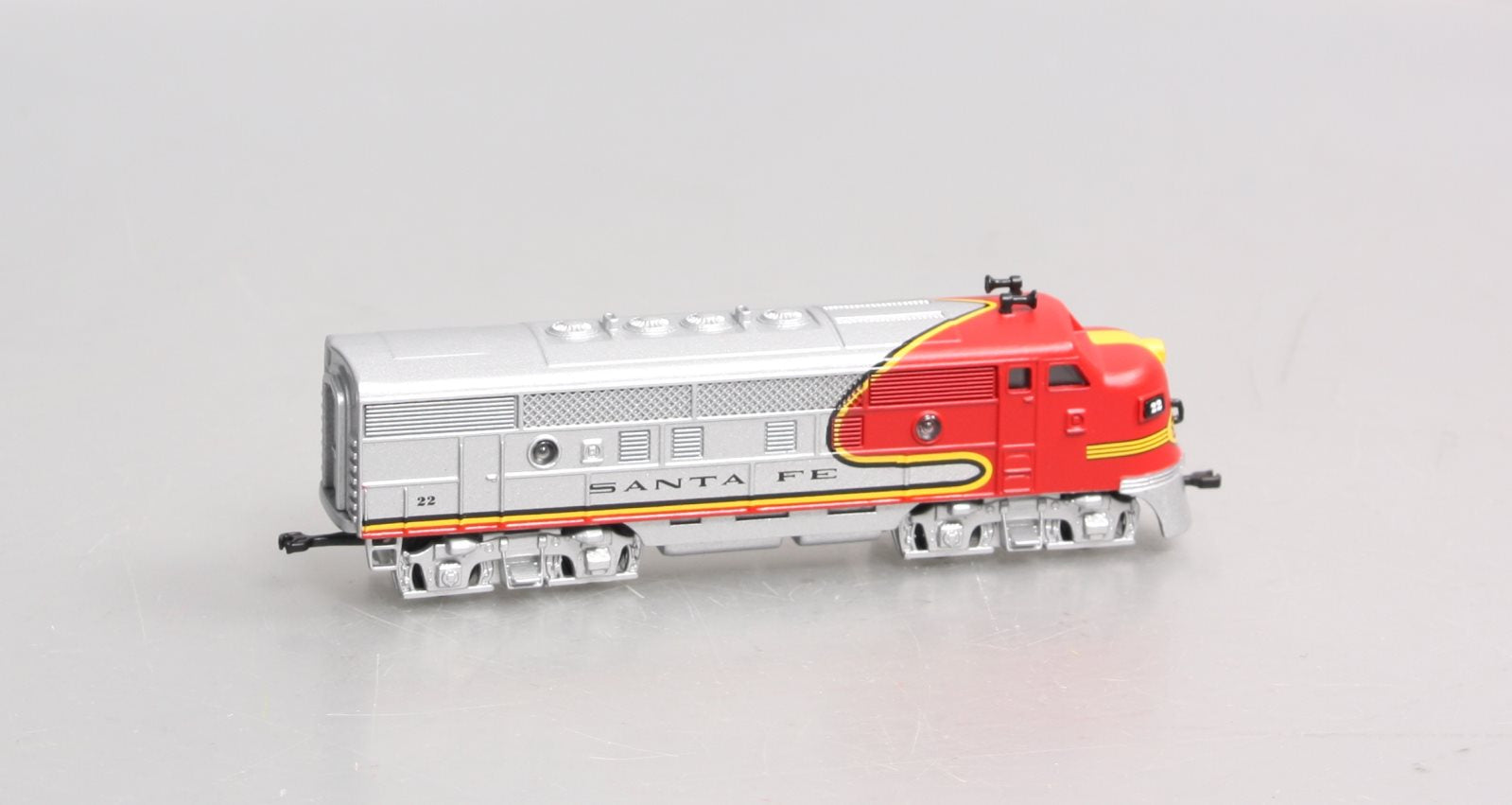 Lionel 7-91001 1:120 Scale F3 Diesel Locomotive Santa Fe Super Chief F3 Die Cast