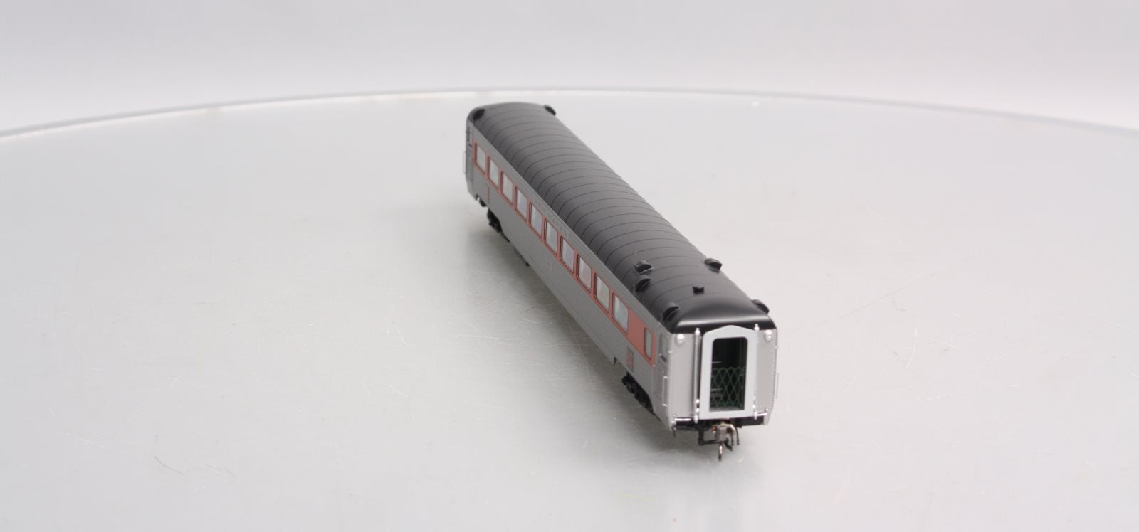Rapido Trains 17215 HO New Haven Pullman-Bradley Passenger Coach w/Skirts #8651