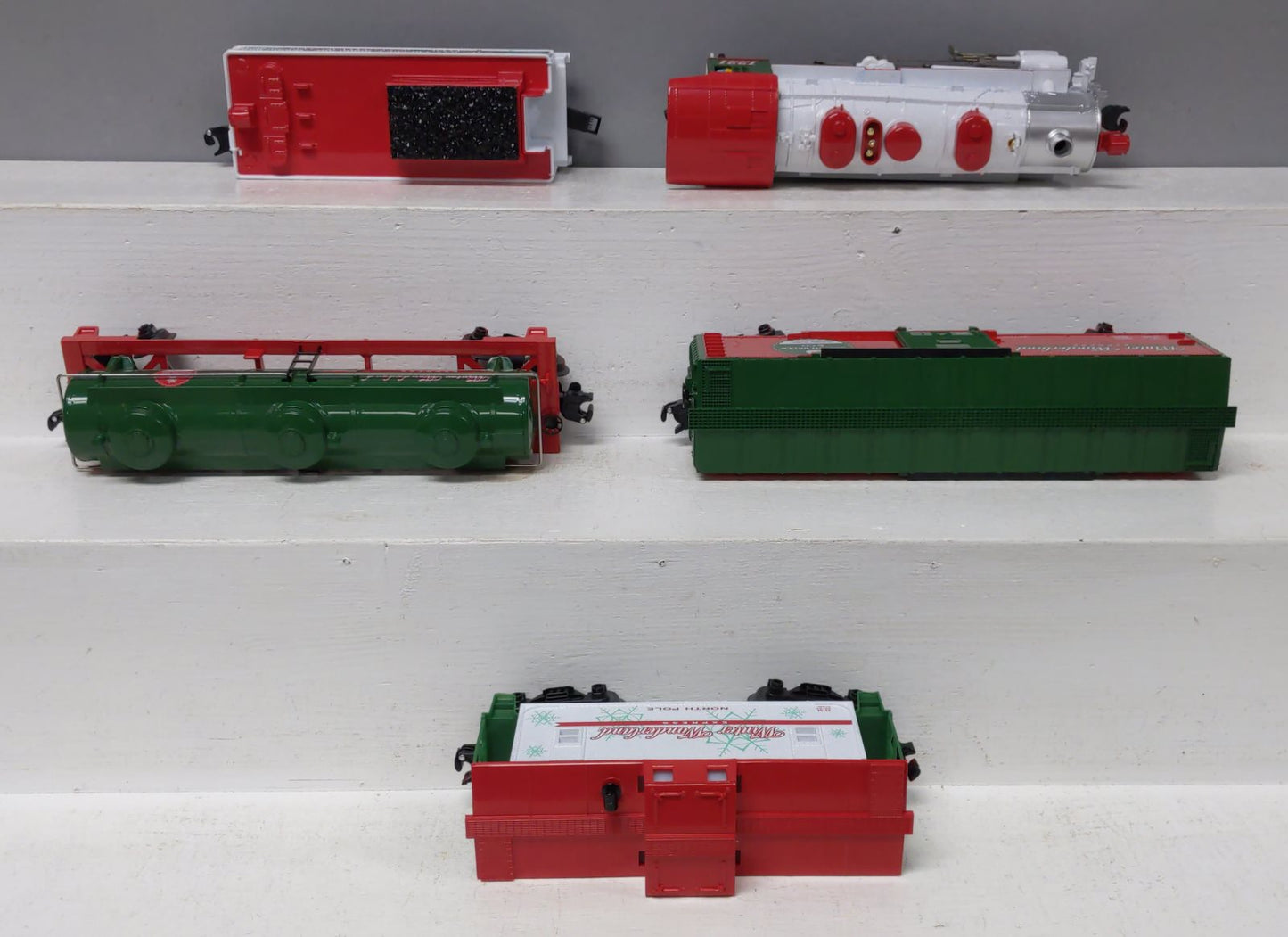 Lionel 1923150 Winter Wonderland LionChief O Gauge Train Set with Bluetooth LN/Box