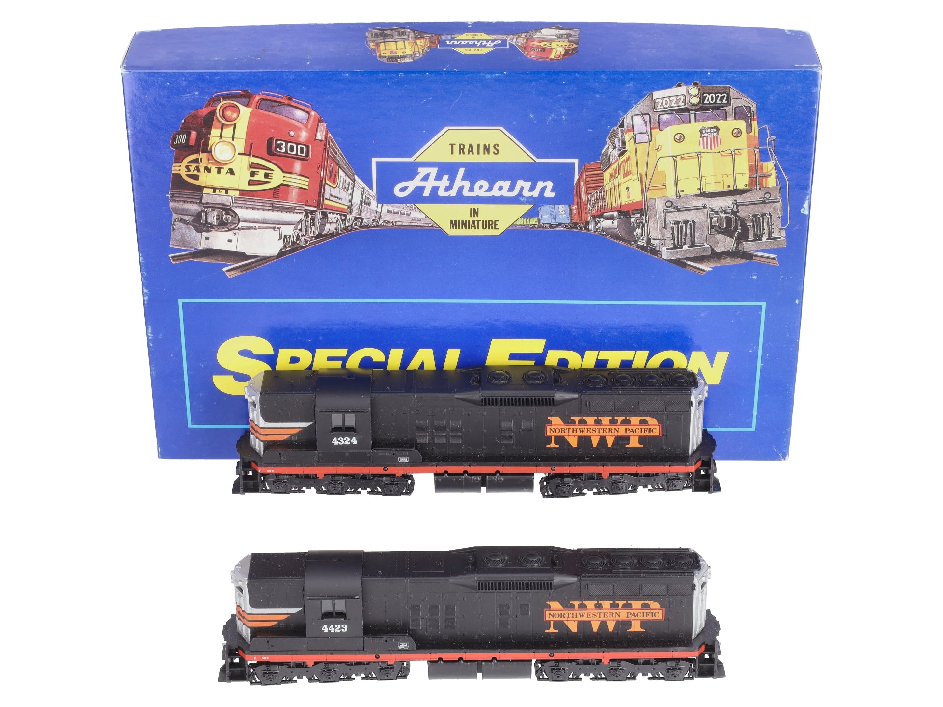 Athearn 2228 HO NWP SD-9 Powered & Dummy Diesel Locomotive #4324/#4423