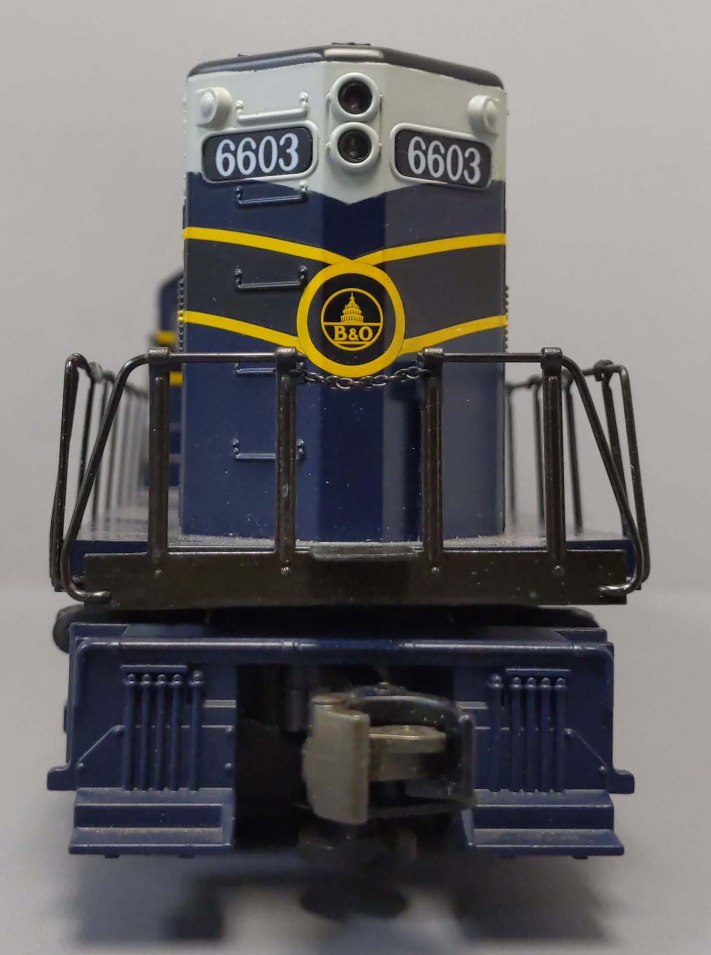 MTH 20-2699-0 O Baltimore & Ohio GP-9 Diesel Engine #6603 with Electronic Horn EX/Box