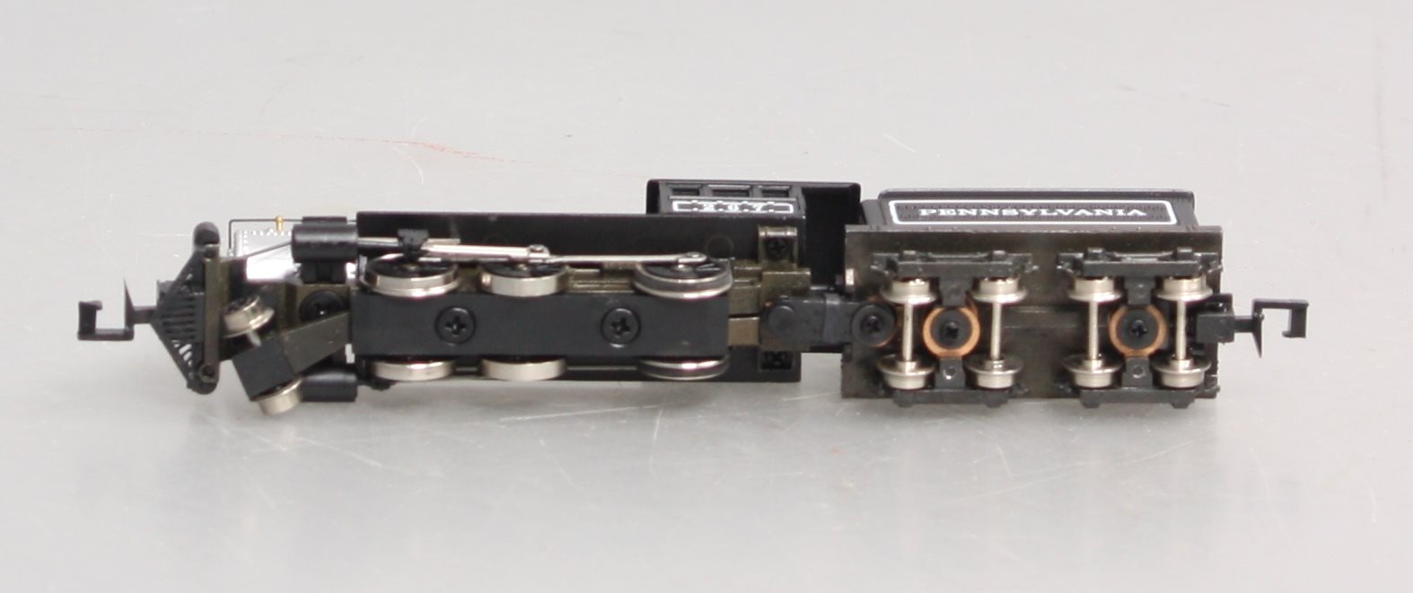 Roundhouse 8055 N Scale PRR 2-6-0 RTR Steam Locomotive & Tender #267 EX/Box