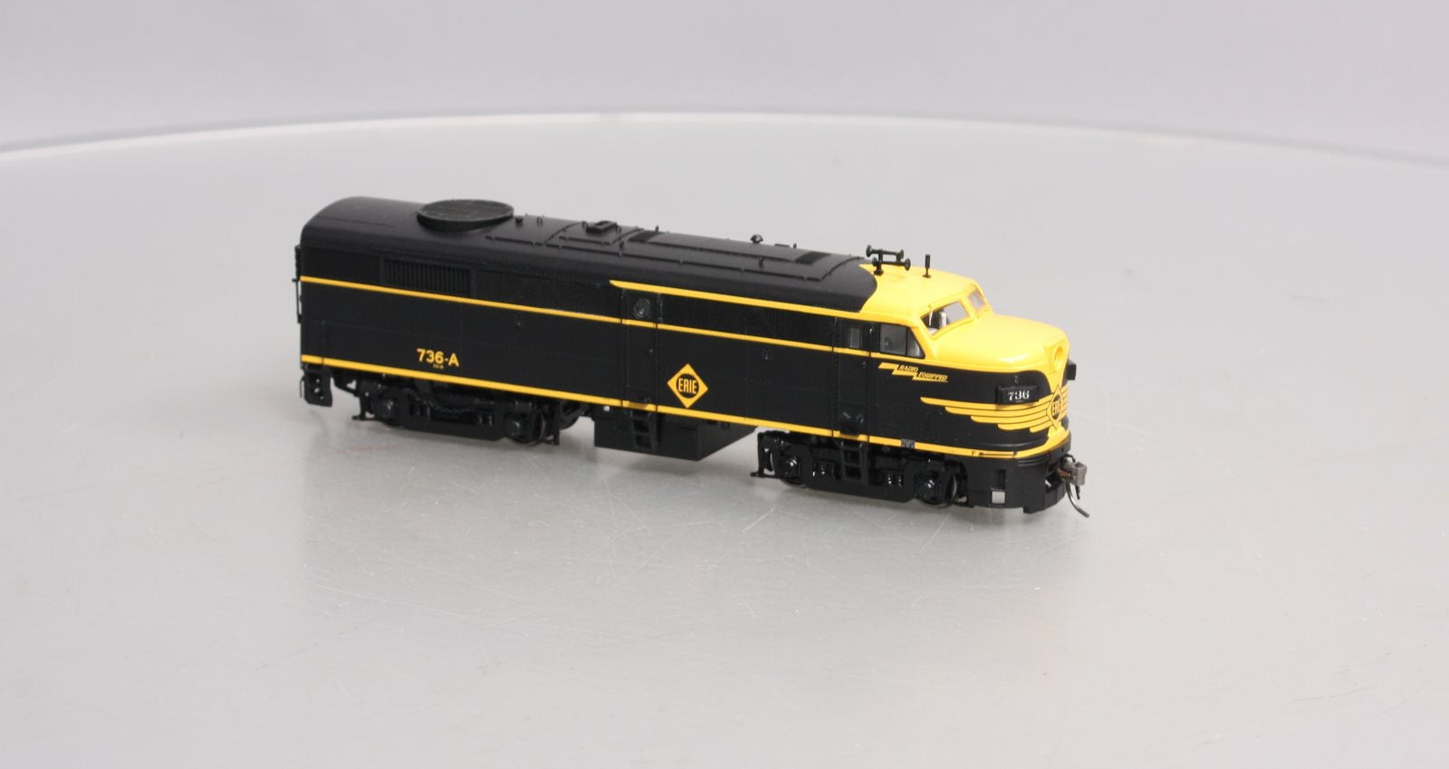 Rapido Trains 21528 HO Erie Alco FA-2 Diesel Locomotive w/LokSound & DCC #736-A