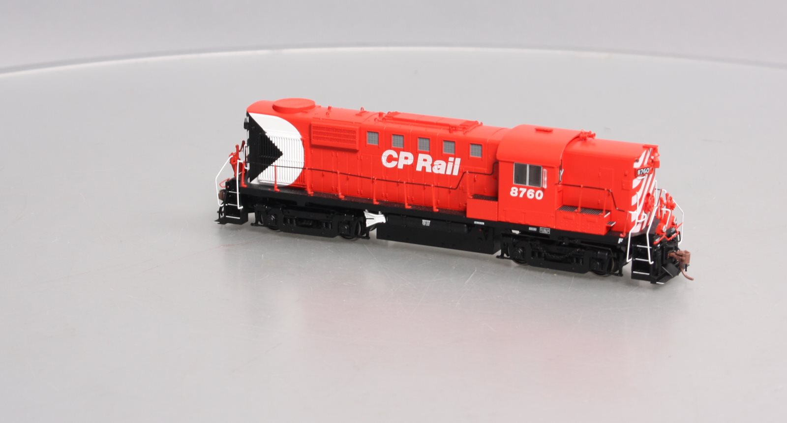 Rapido Trains 32540 HO CP Rail MLW RS-18 Diesel Loco #8760 w/ DCC & Sound EX/Box