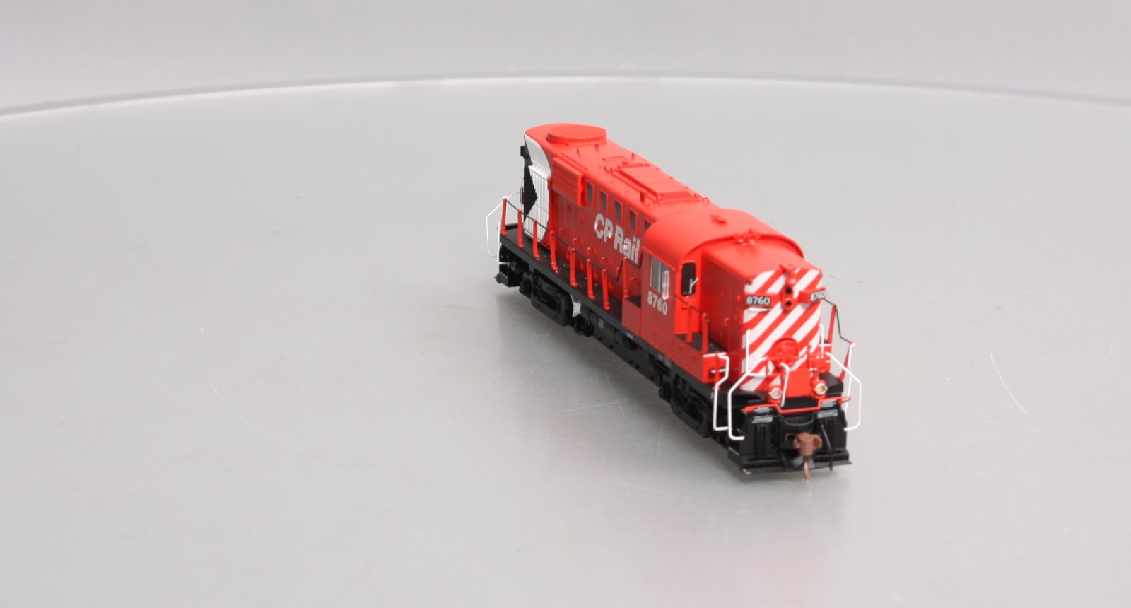 Rapido Trains 32540 HO CP Rail MLW RS-18 Diesel Loco #8760 w/ DCC & Sound EX/Box
