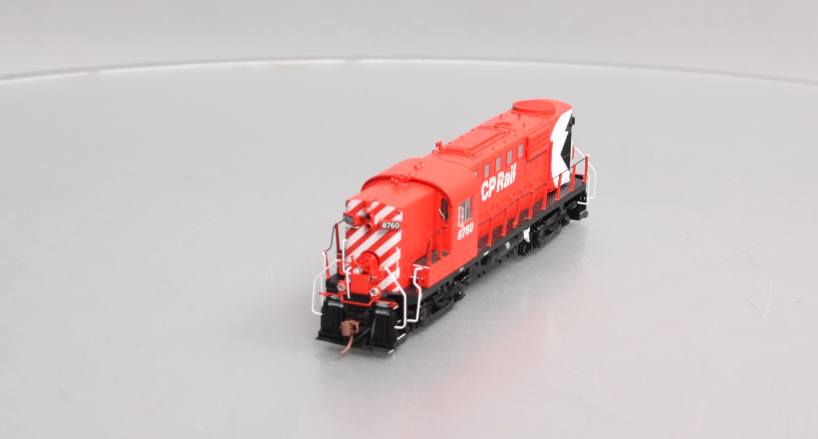 Rapido Trains 32540 HO CP Rail MLW RS-18 Diesel Loco #8760 w/ DCC & Sound EX/Box