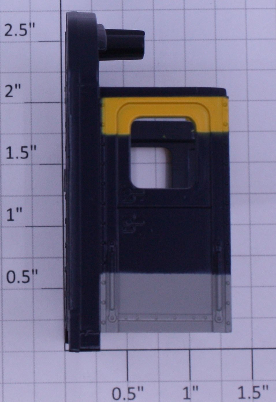 Lionel 19146-14 C&O Aluminum Passenger Car Vestibule End
