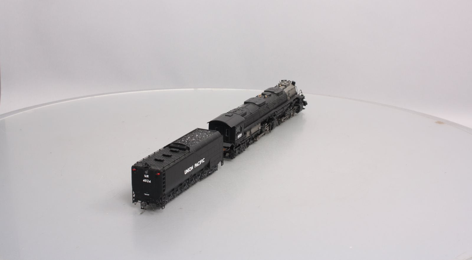 Precision Craft Models 574 HO UP Big Boy 4-8-8-4 Steam Loco. & Tender #4019