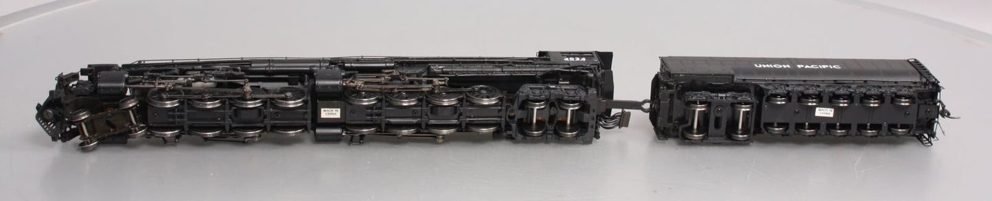 Precision Craft Models 574 HO UP Big Boy 4-8-8-4 Steam Loco. & Tender #4019