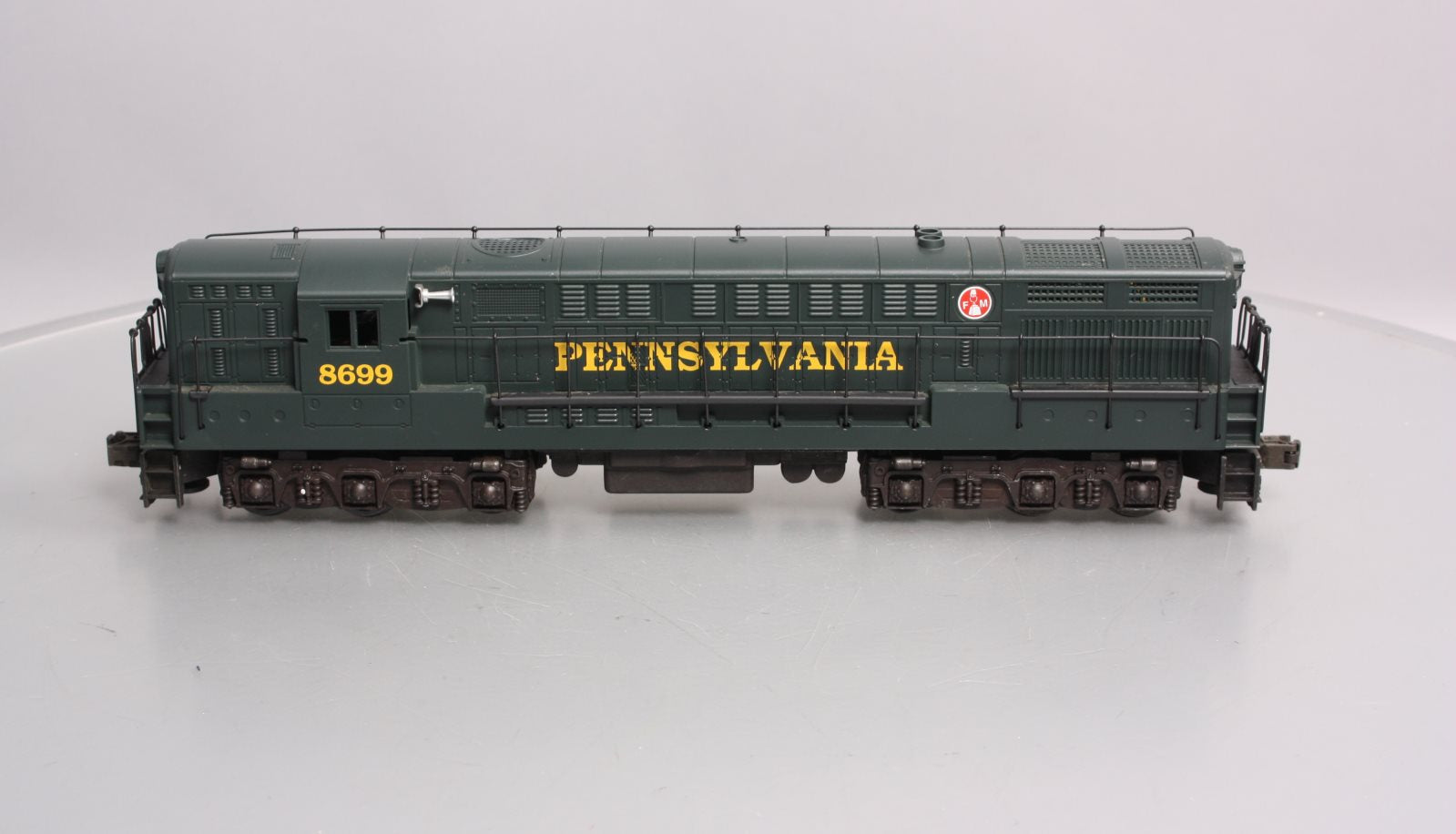 Lionel 6-18307 O Gauge Pennsylvania FM Trainmaster Diesel Locomotive #8699 LN/Box