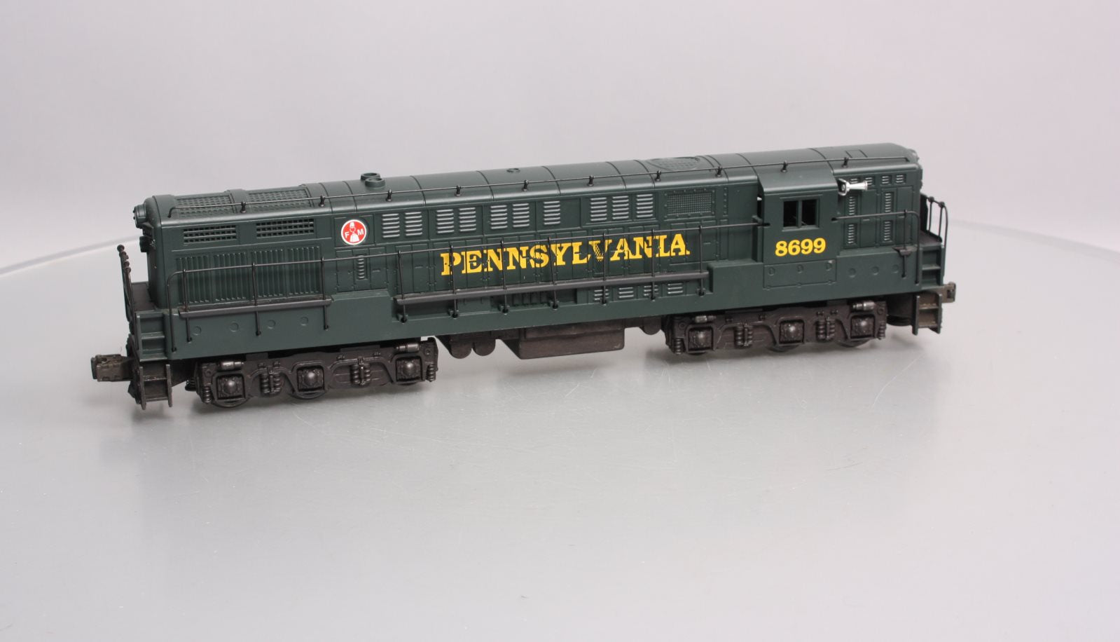 Lionel 6-18307 O Gauge Pennsylvania FM Trainmaster Diesel Locomotive #8699 EX