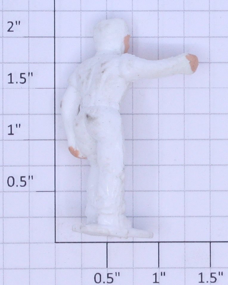 Lionel 362-73 Large White Barrel Loader Figure with Painted Face and Hands