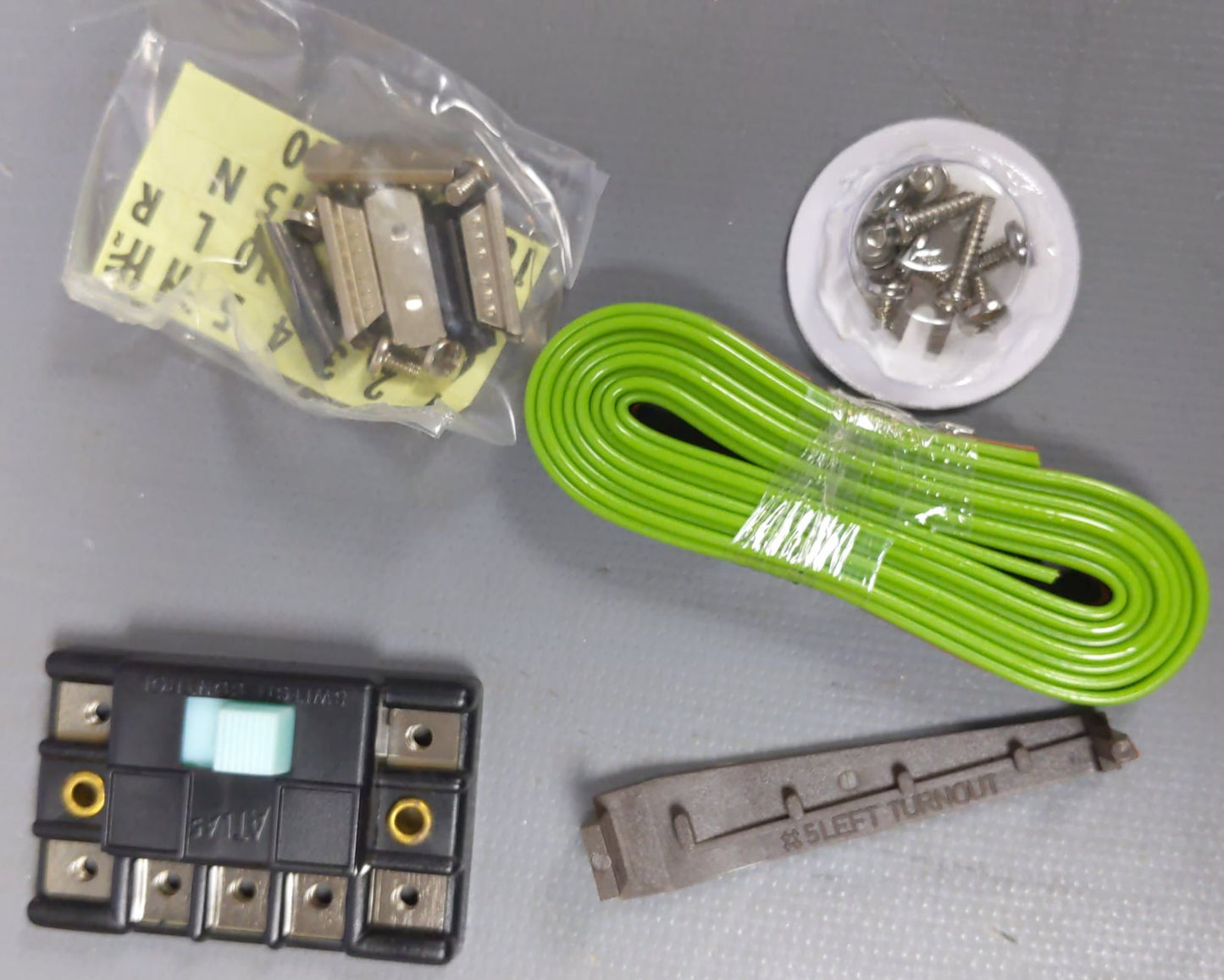 Atlas 6024 O # 5 Nickel Silver Left Hand Remote Switch Turnout