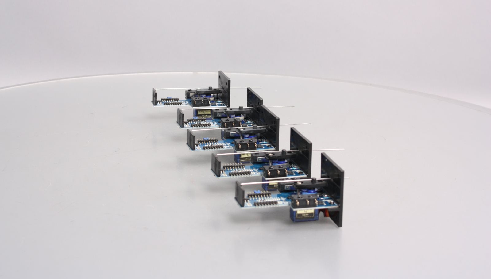 Walthers 942-501 Layout Control System Vertical Mount Switch Machine (Pack of 5)