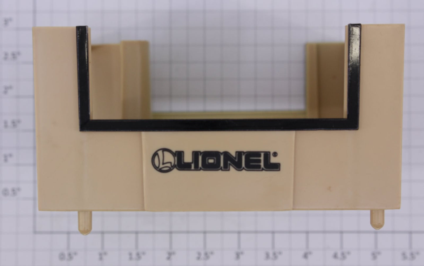Lionel 12835-17 Tan with Black Trim Fueling Station Building
