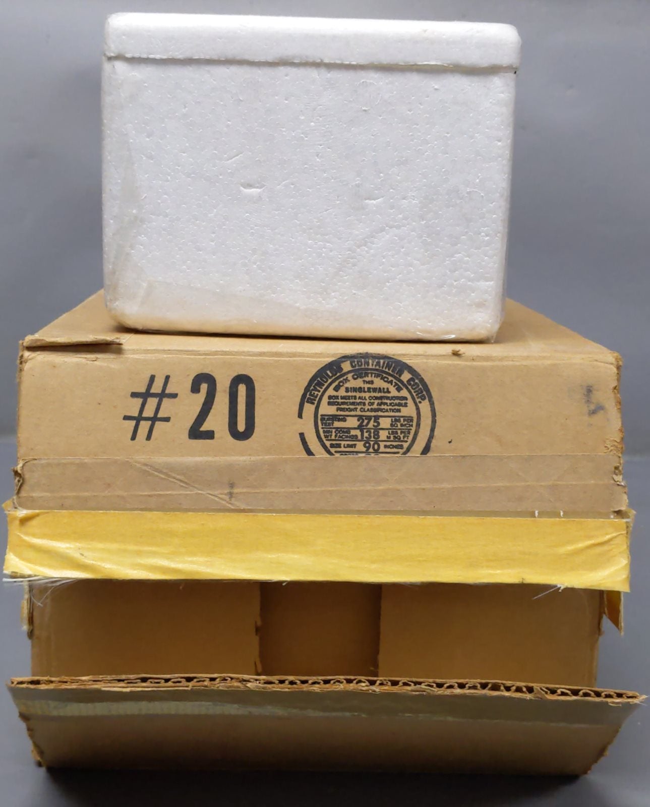 Lionel 6-8104 O Union Pacific Golden Arrow General Steam Loco #3 w/Display Case VG