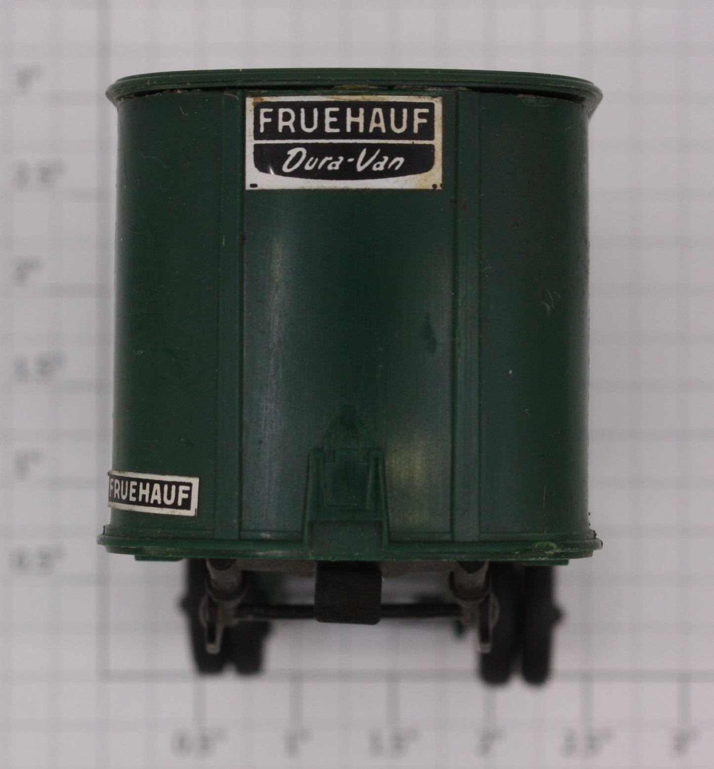 Lionel 3460-1 O Gauge Green "Lionel Trains" Trailer Van with "Fruehauf" Decals