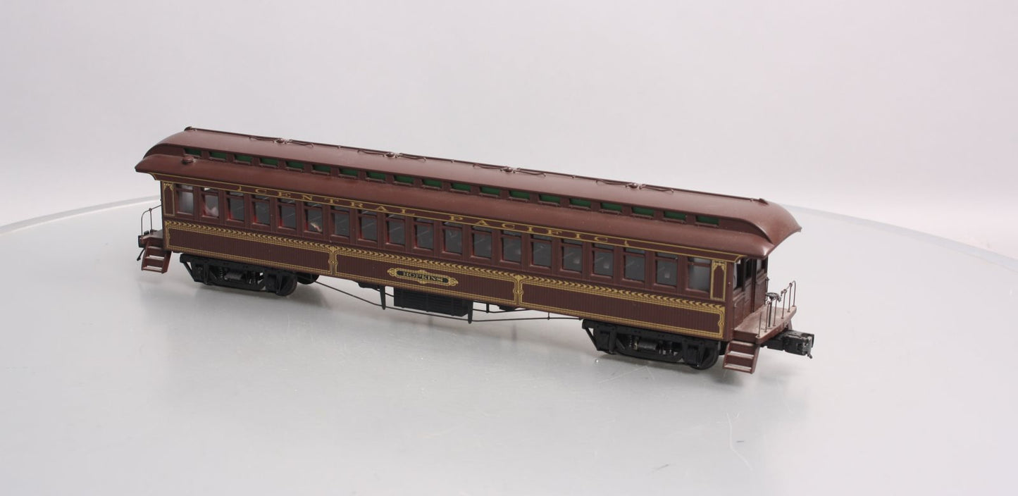 MTH 20-62012 O Central Pacific 64’ Woodsided Coach Car