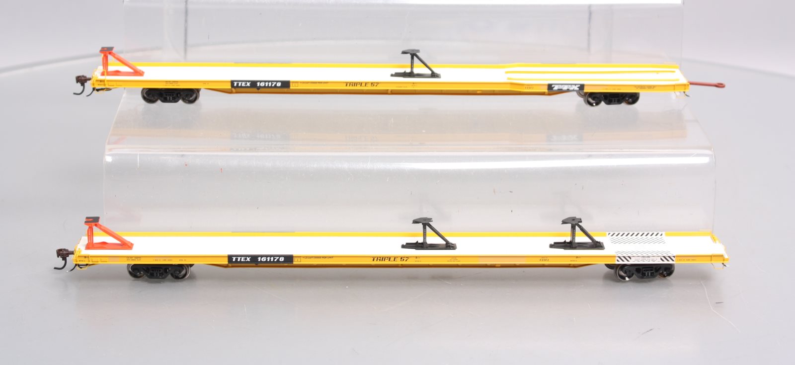 Athearn G29552 HO Scale TTX F89F 89' Flat Car Set of 2