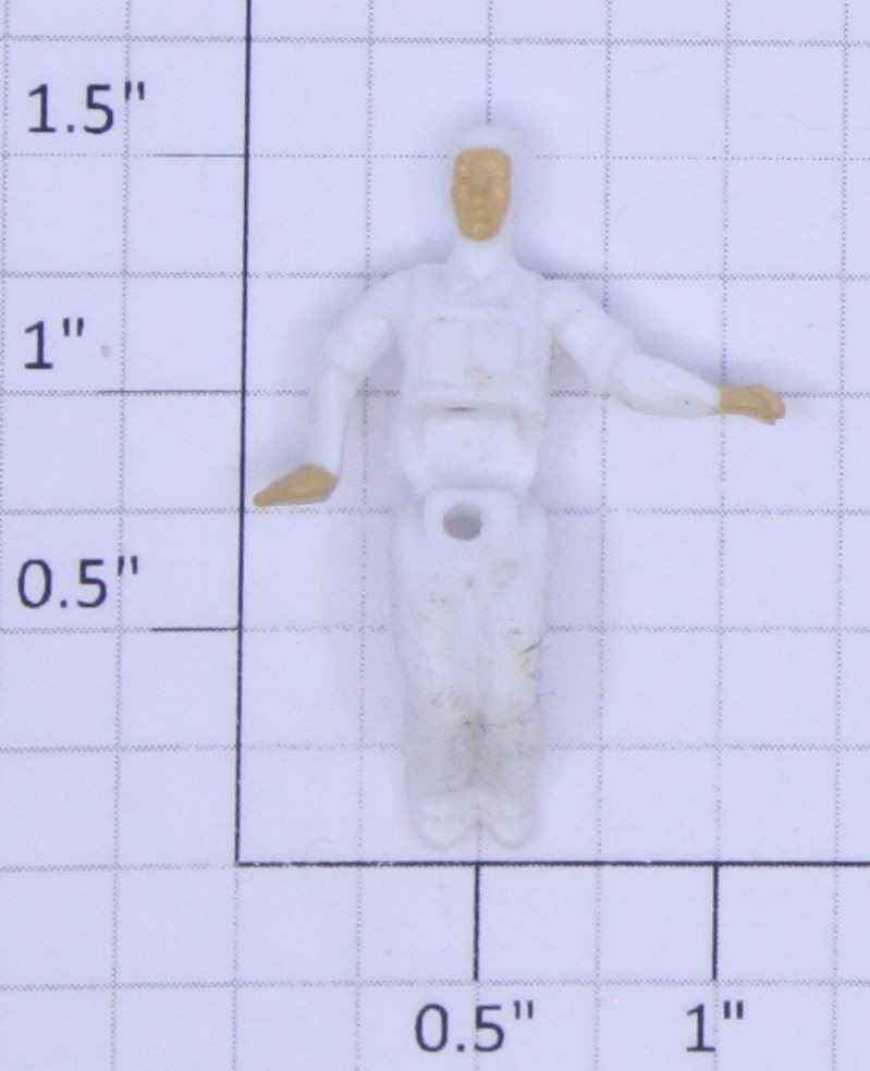 Lionel 50-76 White Seated Figure with Painted Face and Hands